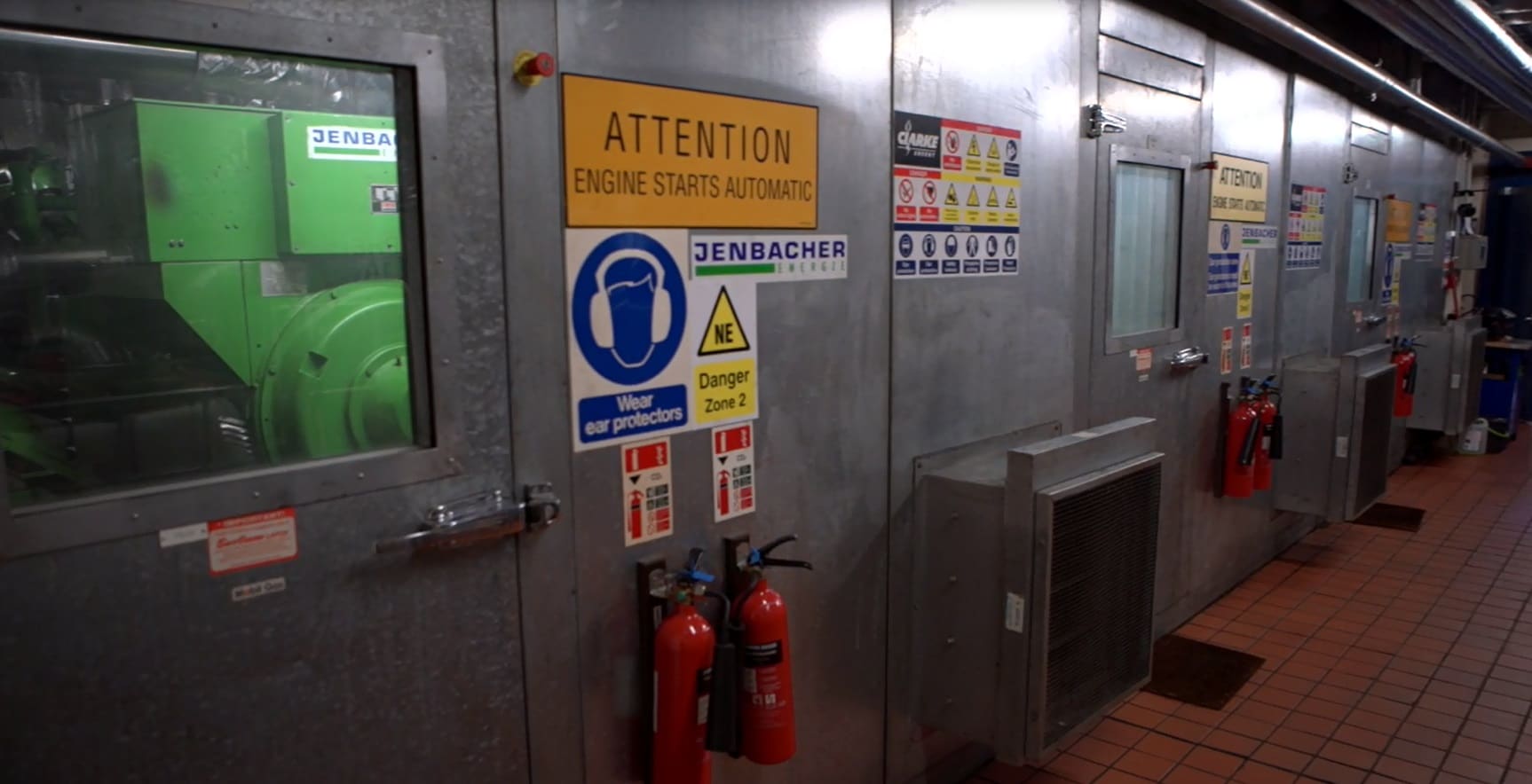 An image of the outer wall of Dundee University CHP plant's engine room