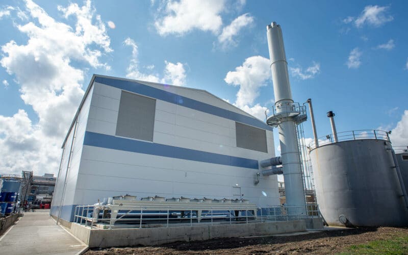 En anglais: Clarke Energy Deliver Full Turnkey Hydrogen Ready CHP Plant to Sterling Pharma Solutions