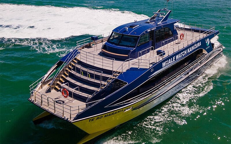 Στα αγγλικά: KOHLER – The Preferred Marine Power Generation