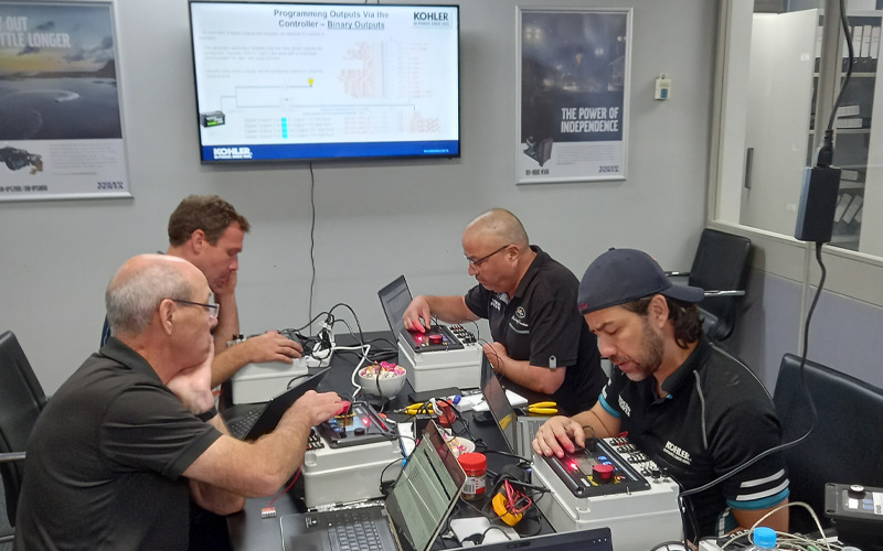 En anglais: Custom Training Delivered to Fenquin Marine’s Team of Service Technicians